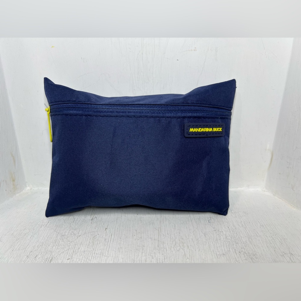 NWOT Mandarina Duck Travel Pouch With Accessories/Toiletries - Navy/Neon Yellow